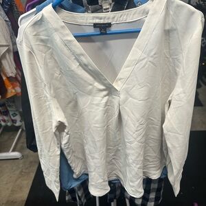 Ann Taylor White V-Neck Blouse